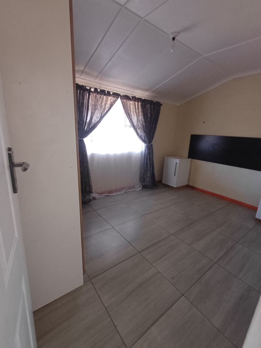 To Let 2 Bedroom Property for Rent in Ezibeleni Eastern Cape